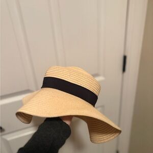 H&M Natural Straw Sun Hat with Black Inner Tag